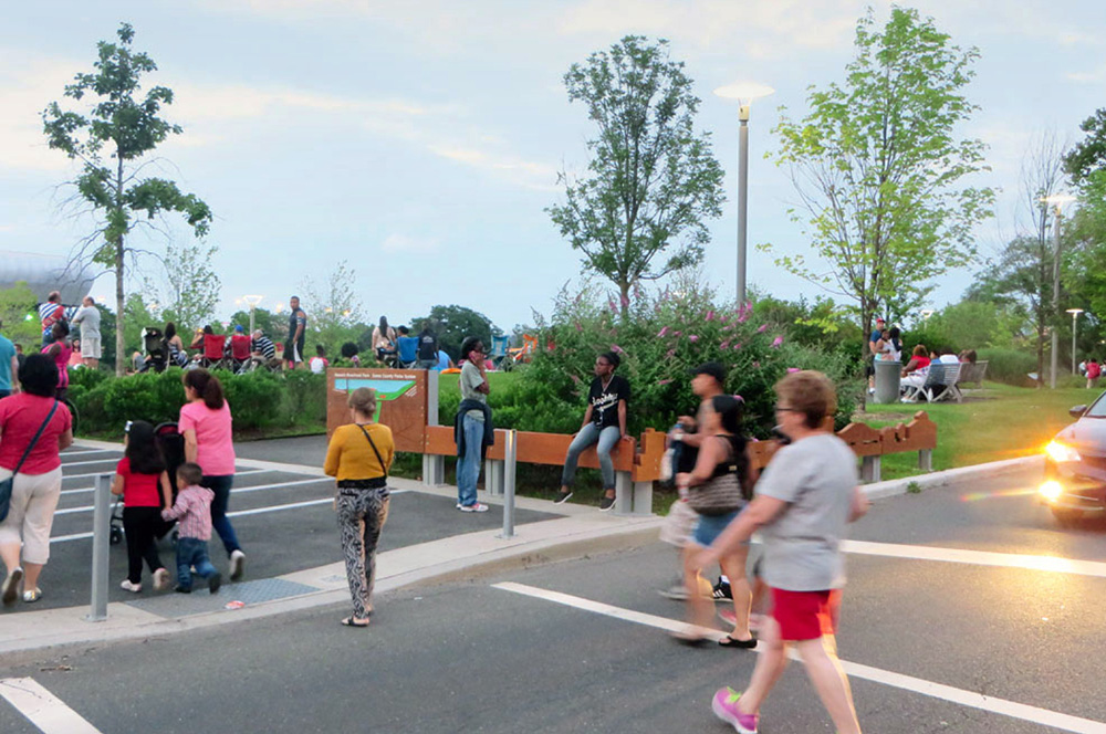 Newark Riverfront Park identity and wayfinding - MTWTF